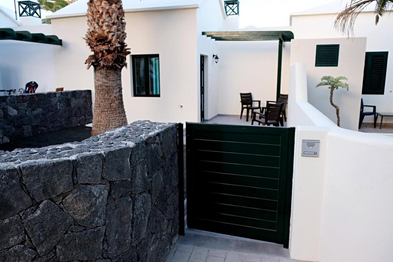 Playa Roca Bungalows Costa Teguise Exterior foto