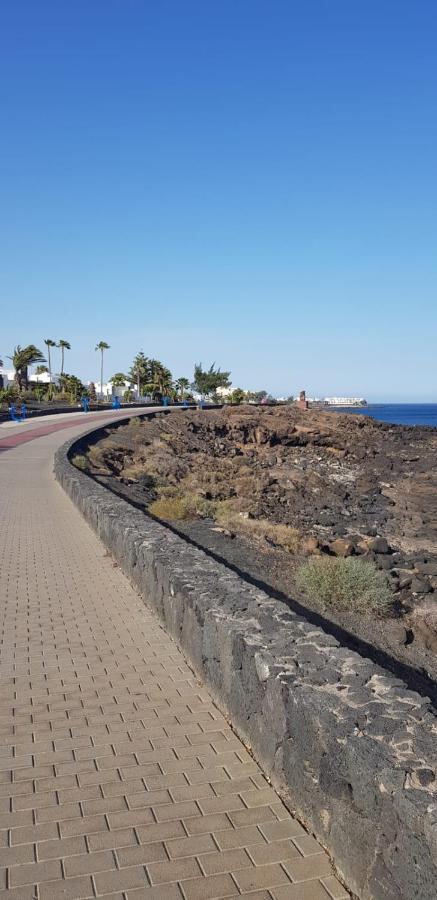 Playa Roca Bungalows Costa Teguise Exterior foto